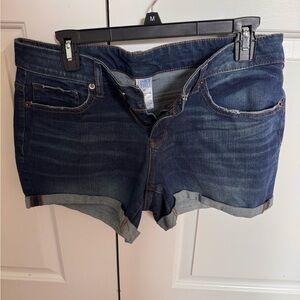 Time and Tru Indigo Denim Rolled-Hem Women's Shorts